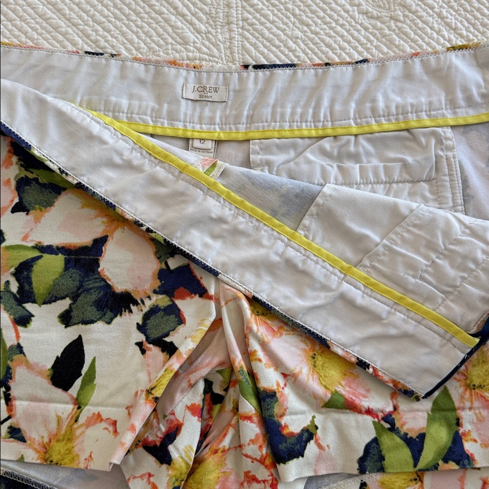 J.Crew shorts (Lot of 3) - Picture 7 of 13